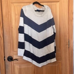 Blue ombré striped sweater